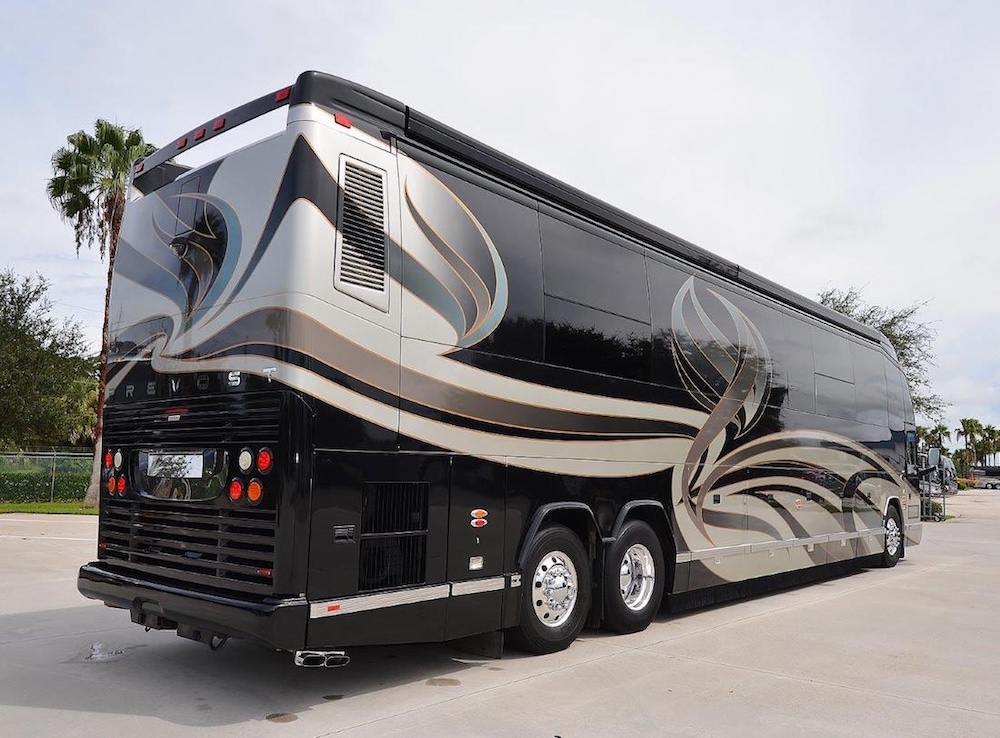 2009 Prevost Featherlite Amadas H3-45 For Sale